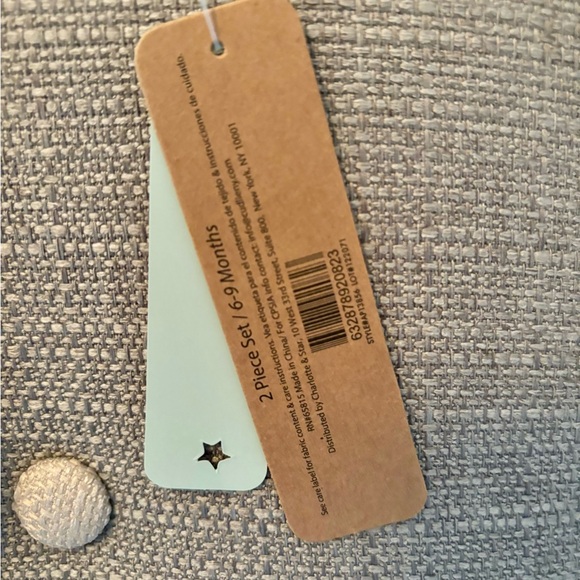 NWT Baby girl pajama set with matching bow 6-9 months - Picture 4 of 4